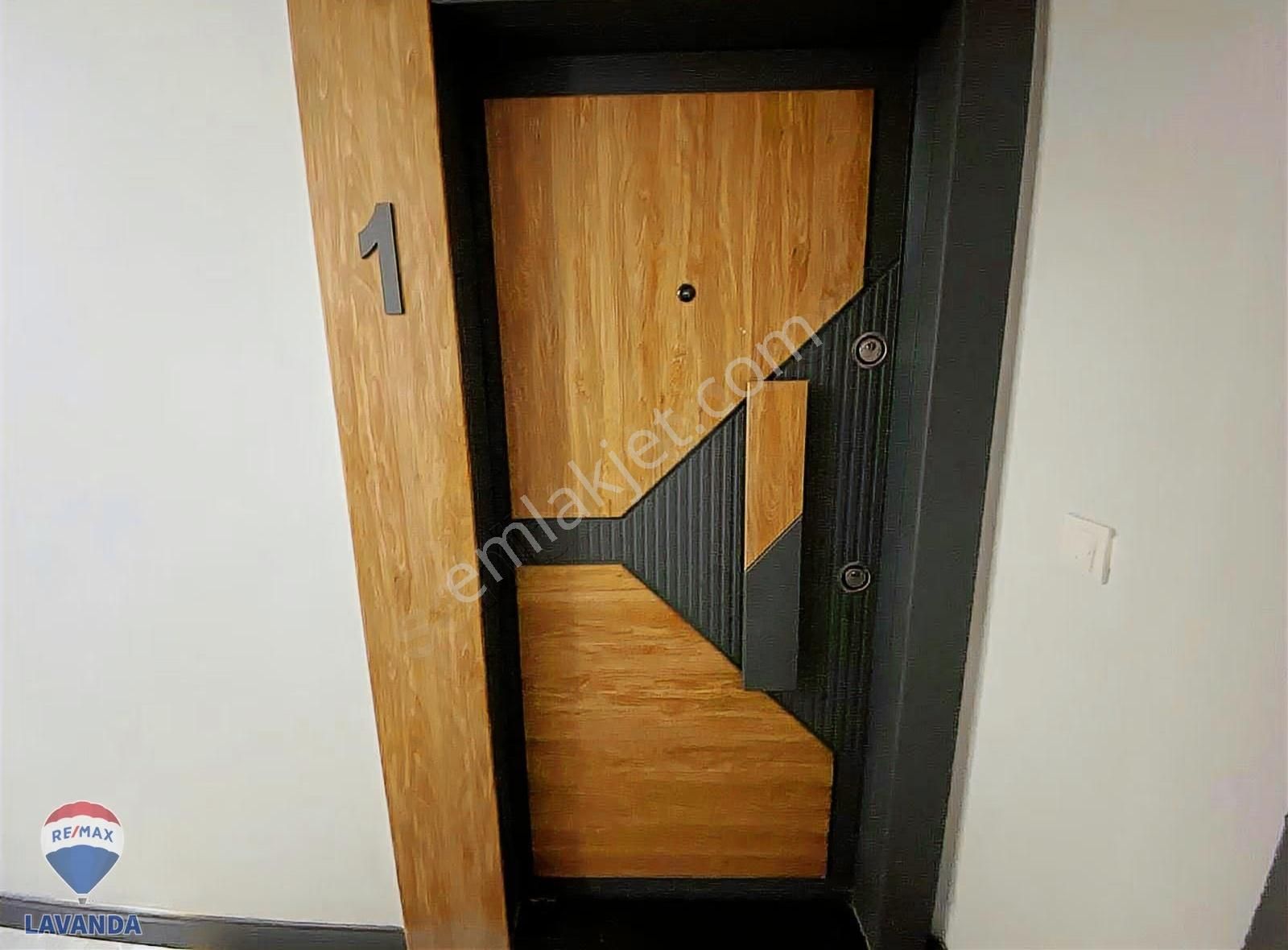 Remax Lavanda'dan Beylikdüzü Kavaklı'da Satılık Bahçeli 2+1 - Görsel 7