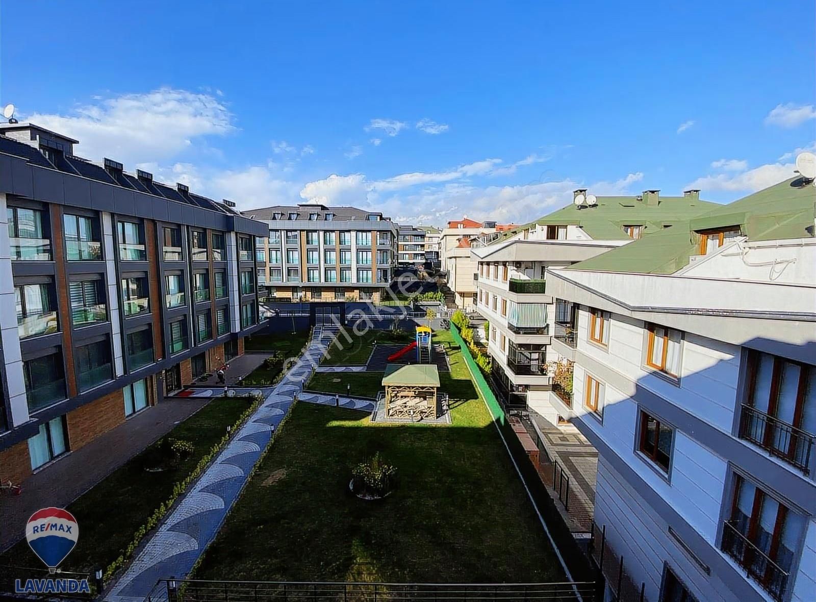 Remax Lavanda'dan Beylikdüzü Kavaklı'da Satılık Dublex Daire 4+2