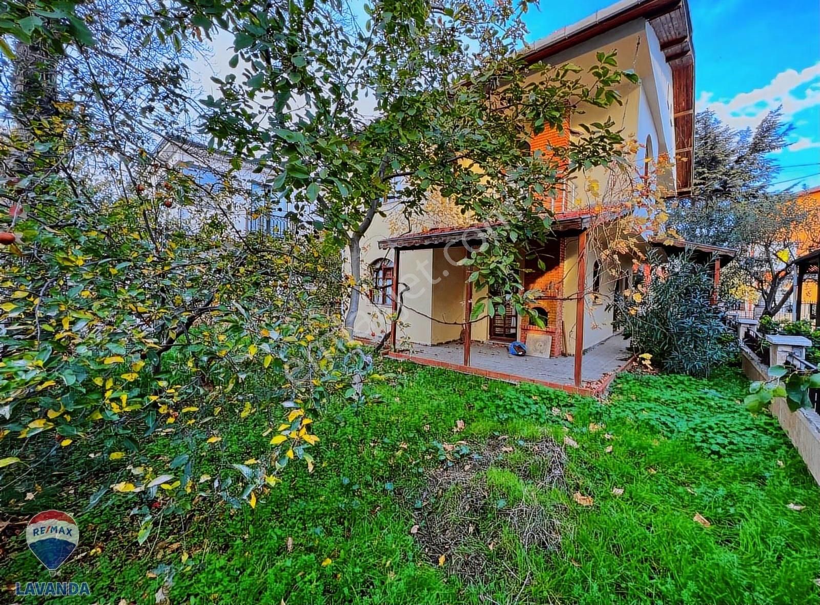 Semizkumlar Denizciler Sitesinde 270m2 Arsa İçinde 6+2 Villa - Görsel 12