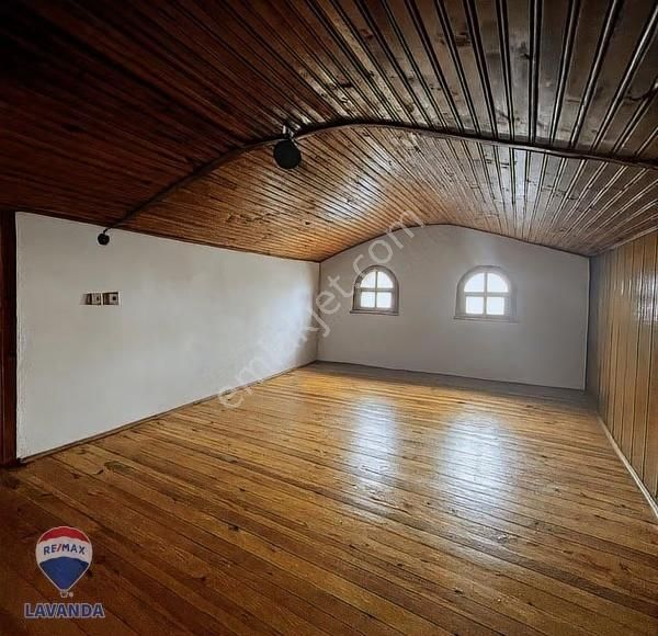 Semizkumlar Denizciler Sitesinde 270m2 Arsa İçinde 6+2 Villa - Görsel 20