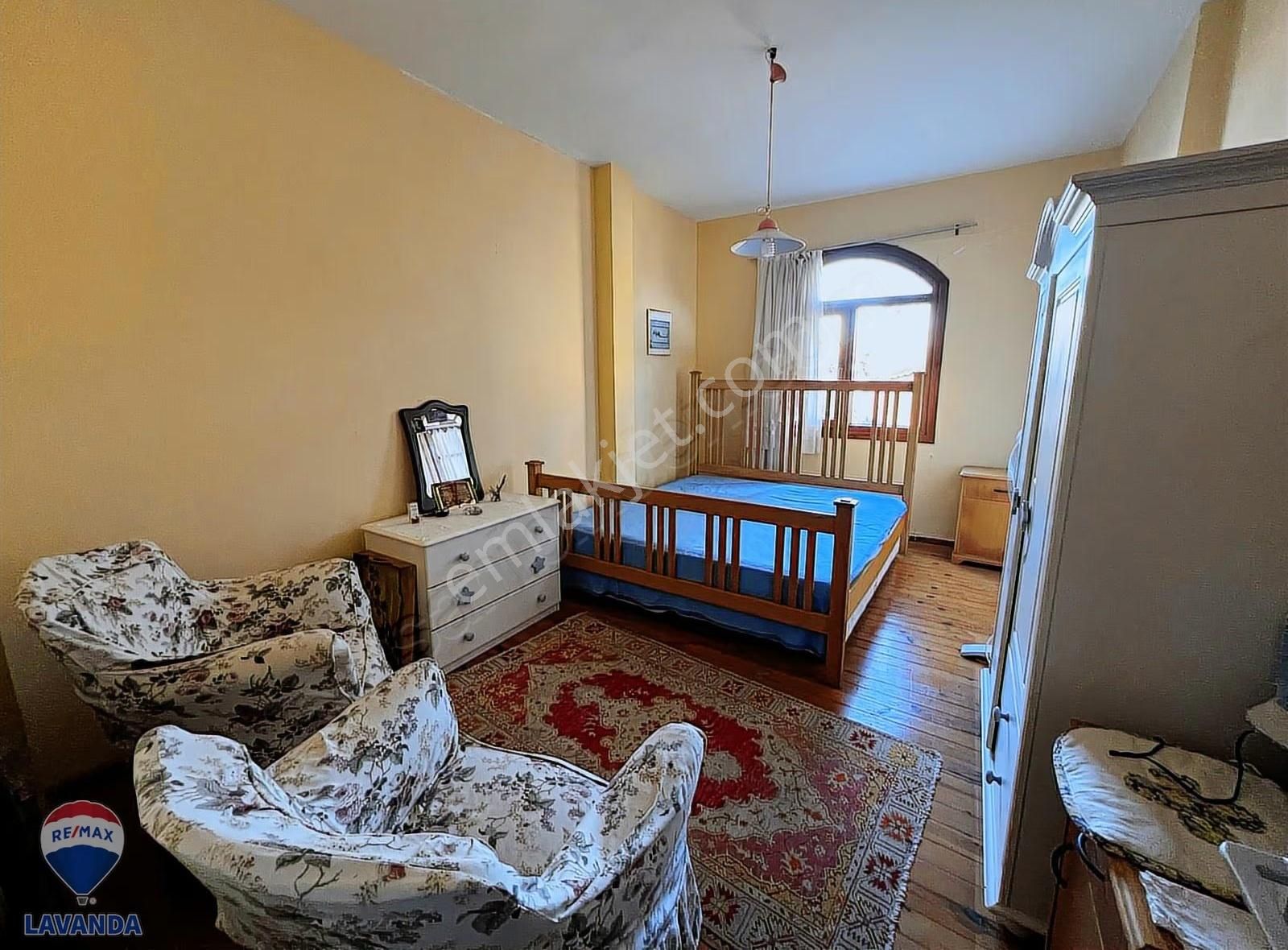 Semizkumlar Denizciler Sitesinde 270m2 Arsa İçinde 6+2 Villa - Görsel 11