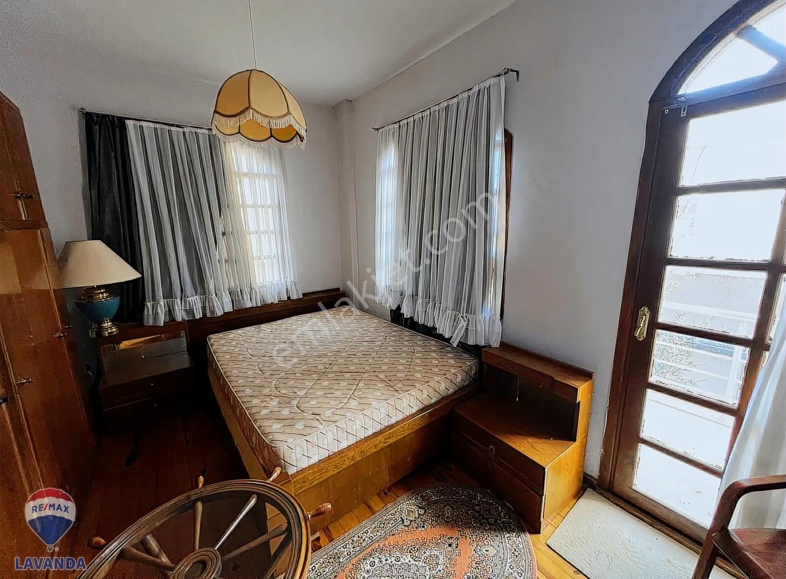 Semizkumlar Denizciler Sitesinde 270m2 Arsa İçinde 6+2 Villa - Görsel 6