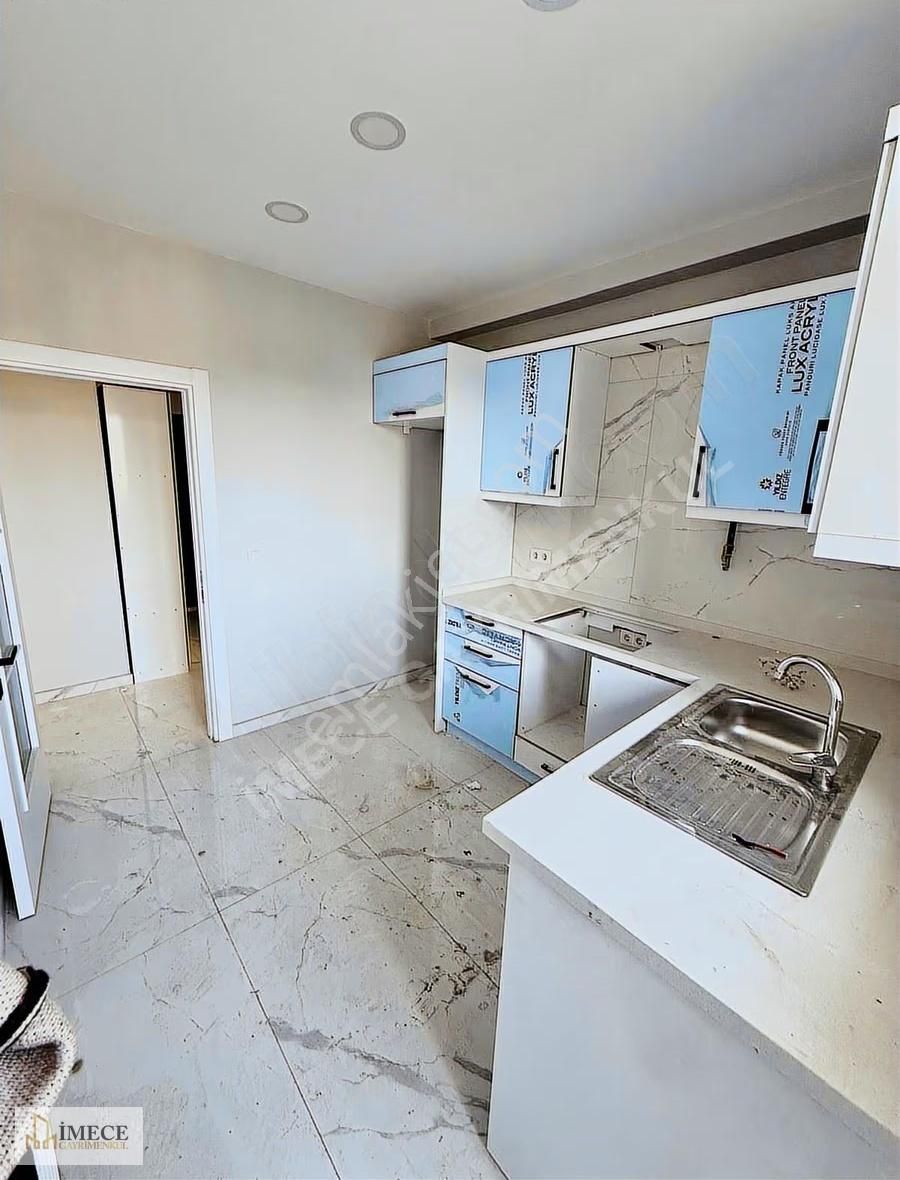 Barbaros Caddesinde Yeni Site İçerisinde Sıfır 2+1 Daire - Görsel 5