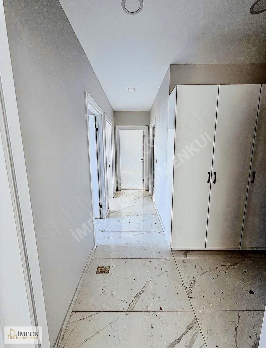 Barbaros Caddesinde Yeni Site İçerisinde Sıfır 2+1 Daire - Görsel 6