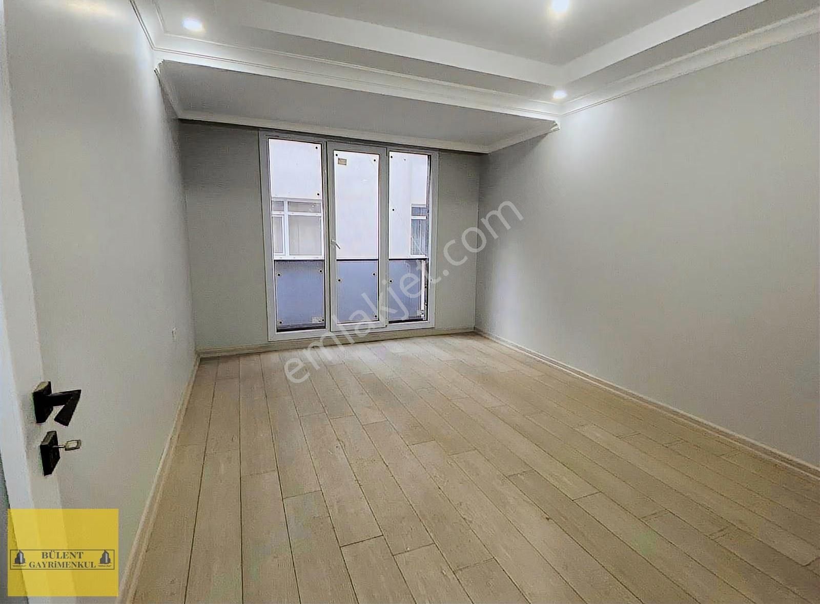 Bahçelievler Çamlık Cad Yakını Sıfır 80 M² 2.kat 2+1asansörlü