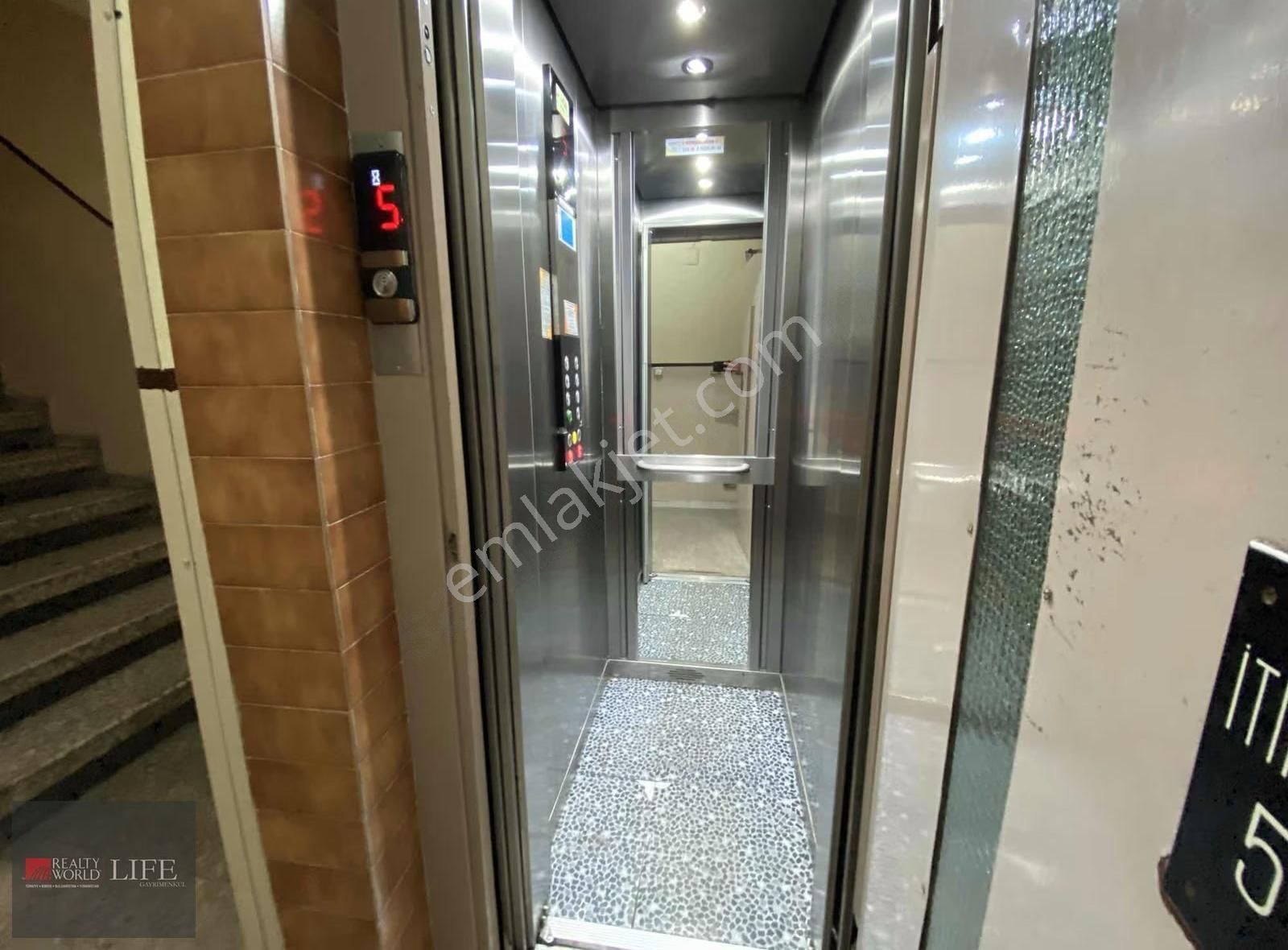 Rw Lıfe // Mamüre Mh. Gazi Yakup Star Cd. Kiralık 3+1 Daire - Görsel 26