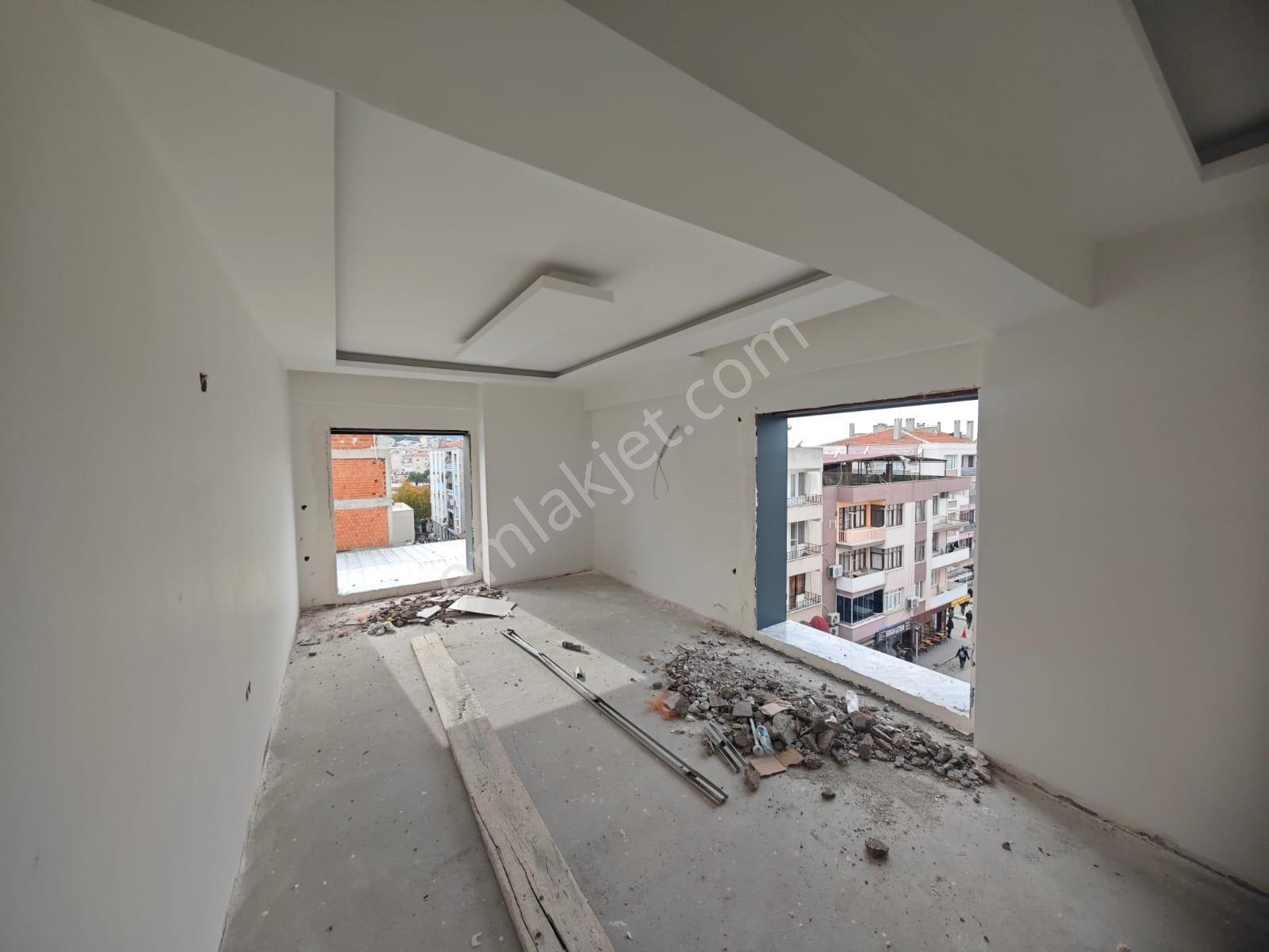 Ümmetoğlu'ndan Dikili Merkez 3+1 Köşe Daire / Deniz Cepheli Satılık Daire - Görsel 4