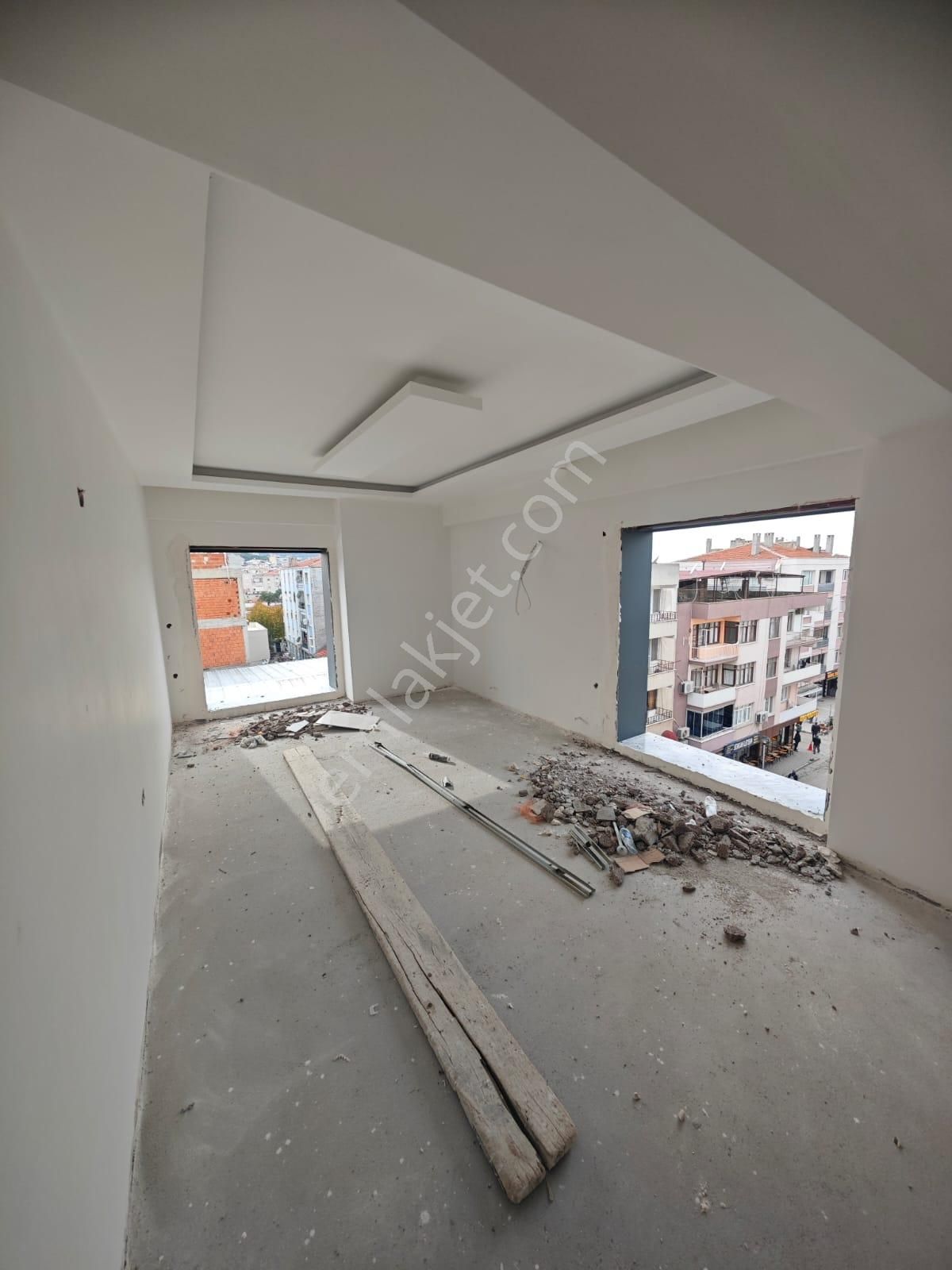 Ümmetoğlu'ndan Dikili Merkez 3+1 Köşe Daire / Deniz Cepheli Satılık Daire - Görsel 5