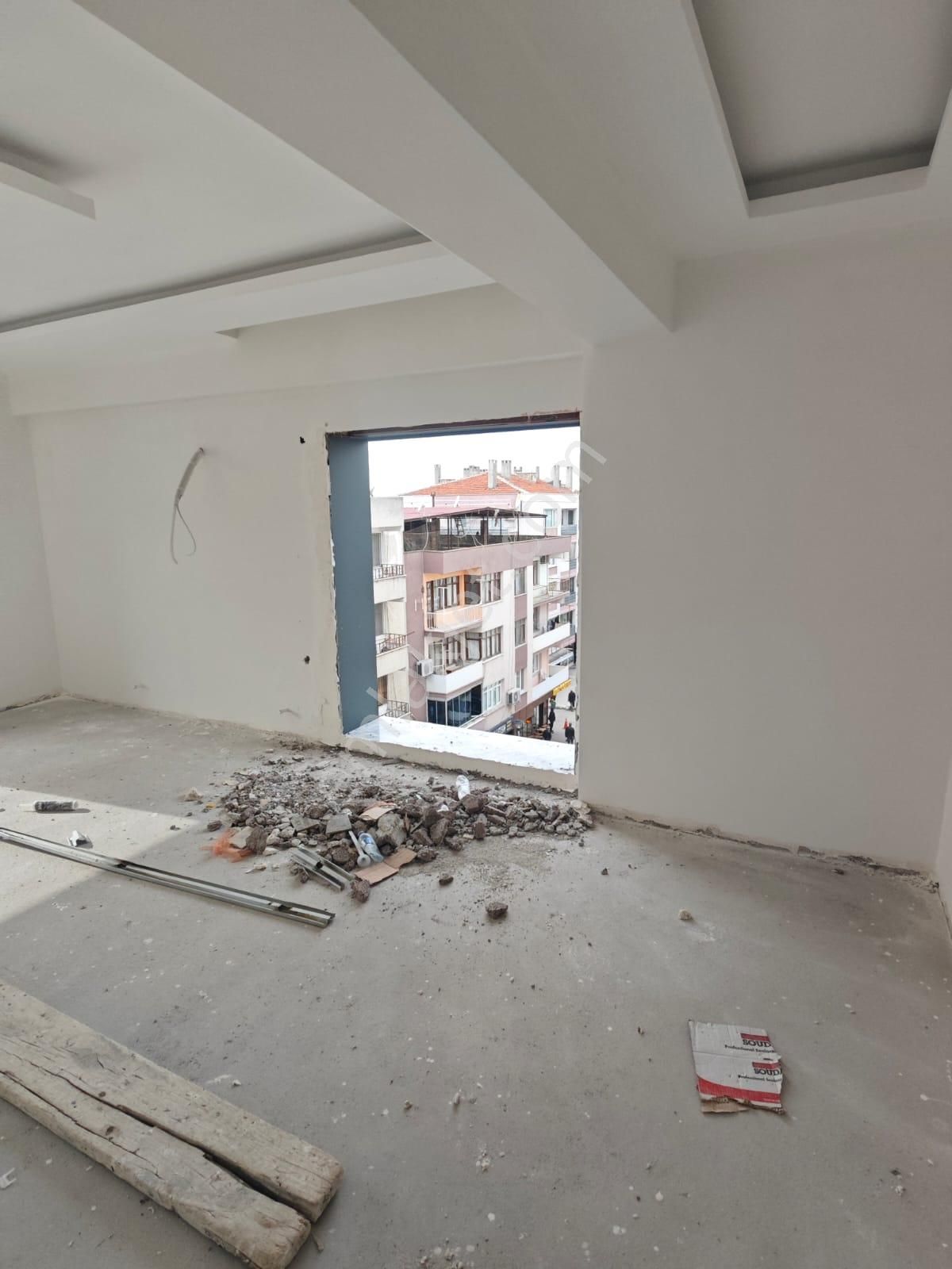 Ümmetoğlu'ndan Dikili Merkez 3+1 Köşe Daire / Deniz Cepheli Satılık Daire - Görsel 6