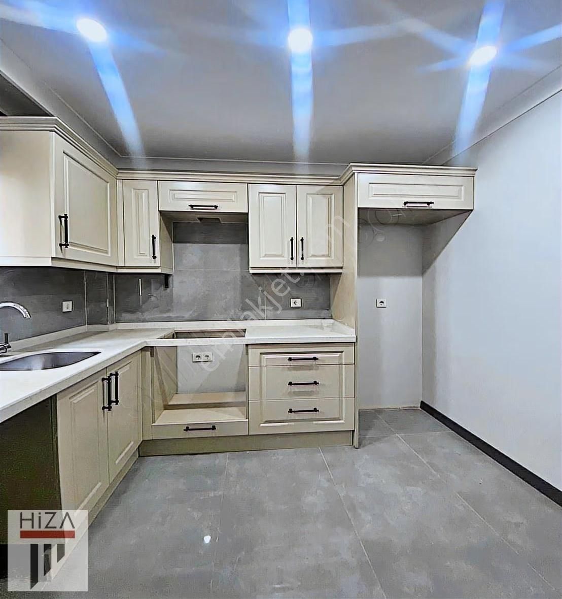 Beylikdüzün'de Metrobüse Yürüme Mesafesinde 2+1 Sıfır Satılık!!! - Görsel 32