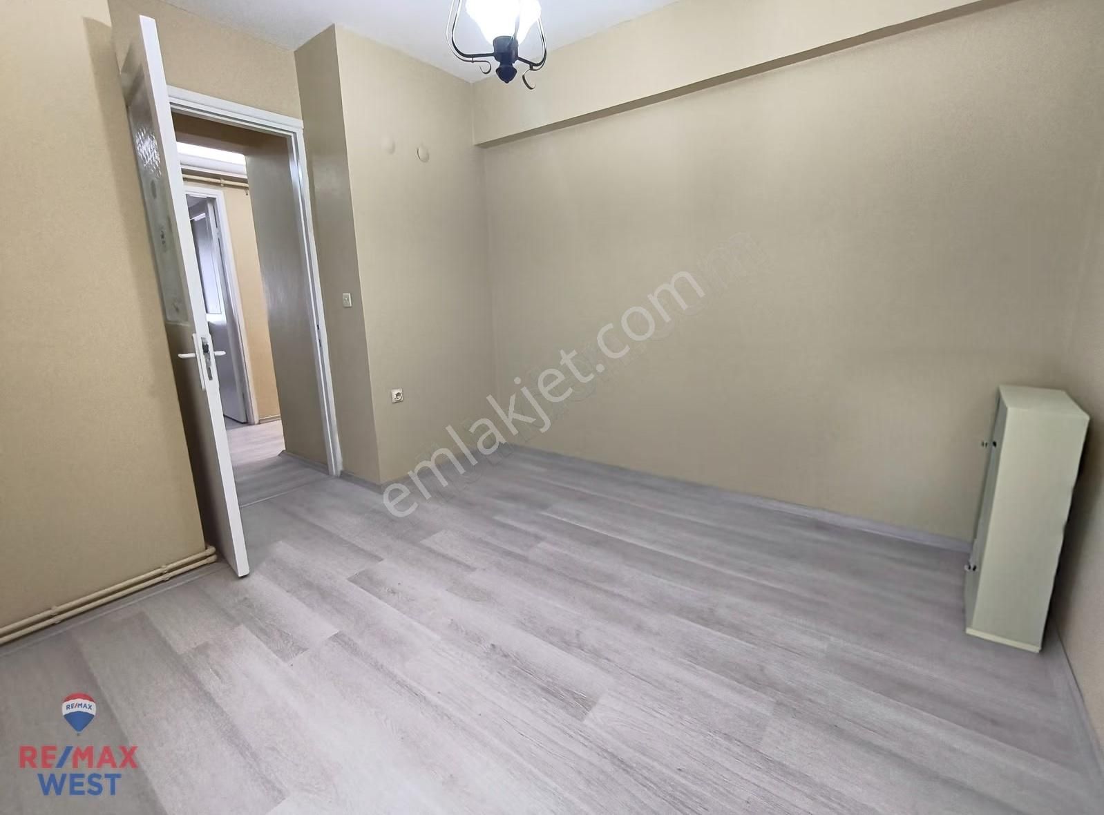 Remax West'ten Goncalarda Tadilatlı Köşe 3+1 - Görsel 11