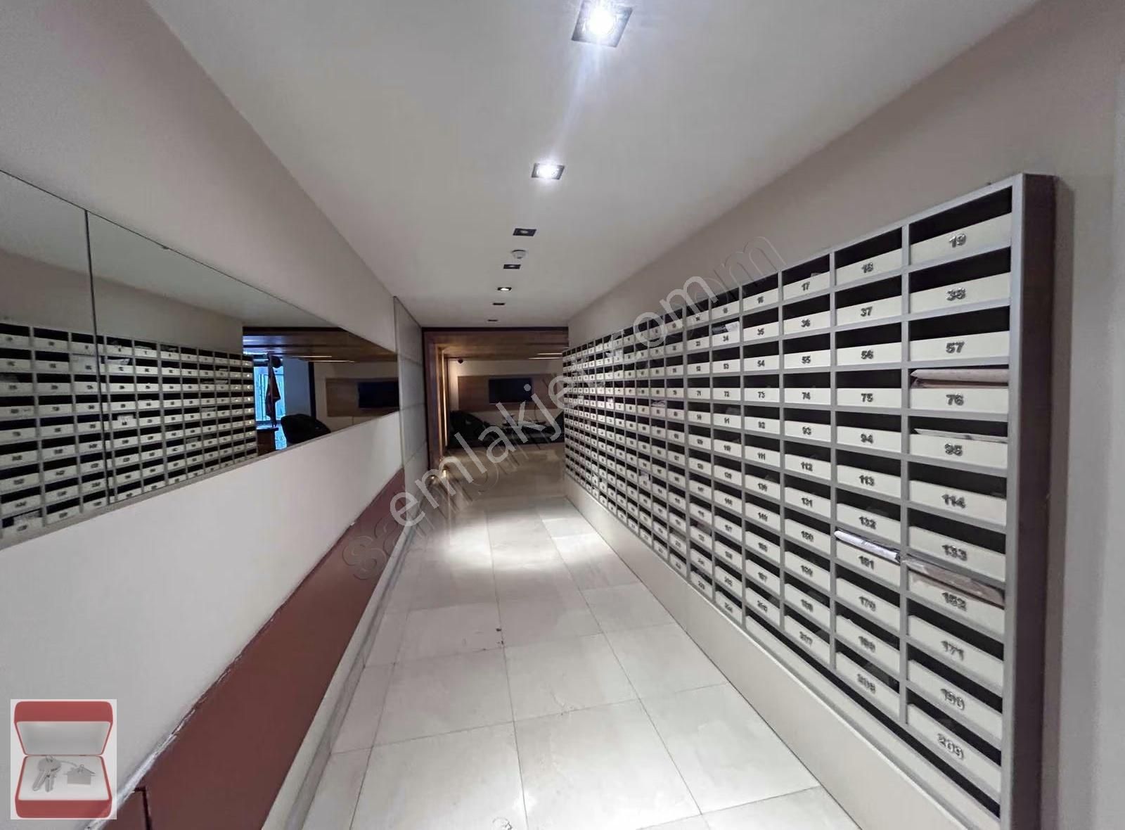 Skyport Residence Katın Tamamı 4 Oda 3 Cepheli Kiralık Ofis - Görsel 19