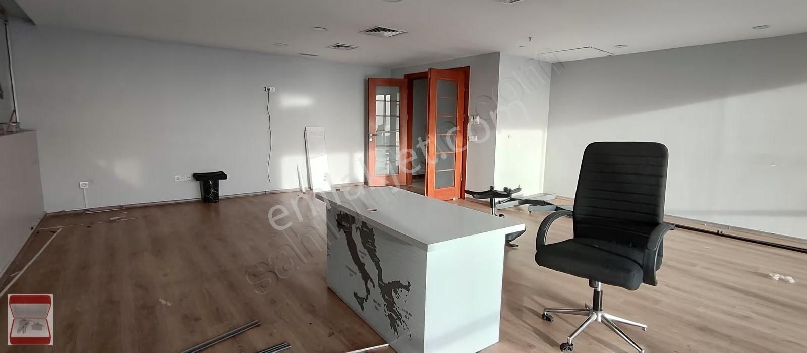 Skyport Residence Katın Tamamı 4 Oda 3 Cepheli Kiralık Ofis - Görsel 11