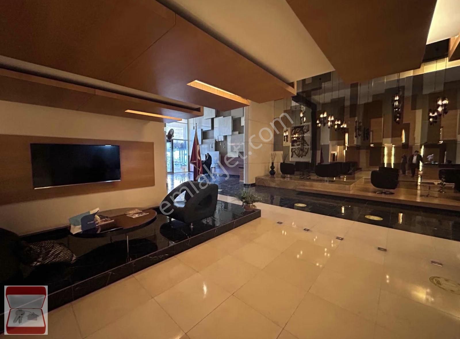 Skyport Residence Katın Tamamı 4 Oda 3 Cepheli Kiralık Ofis - Görsel 3