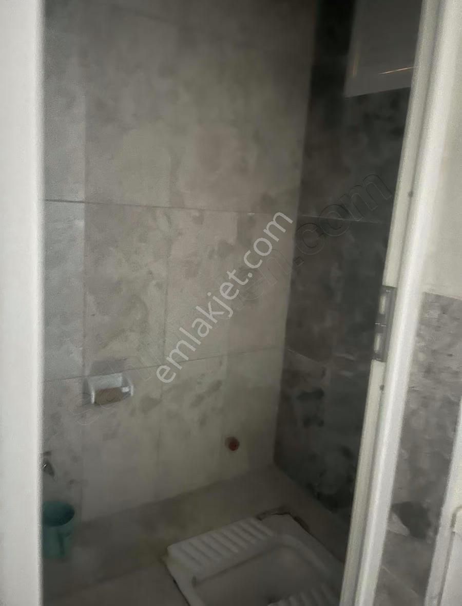 Atatürk Mahallesinde Kiralık 1+1 Daire - Görsel 4