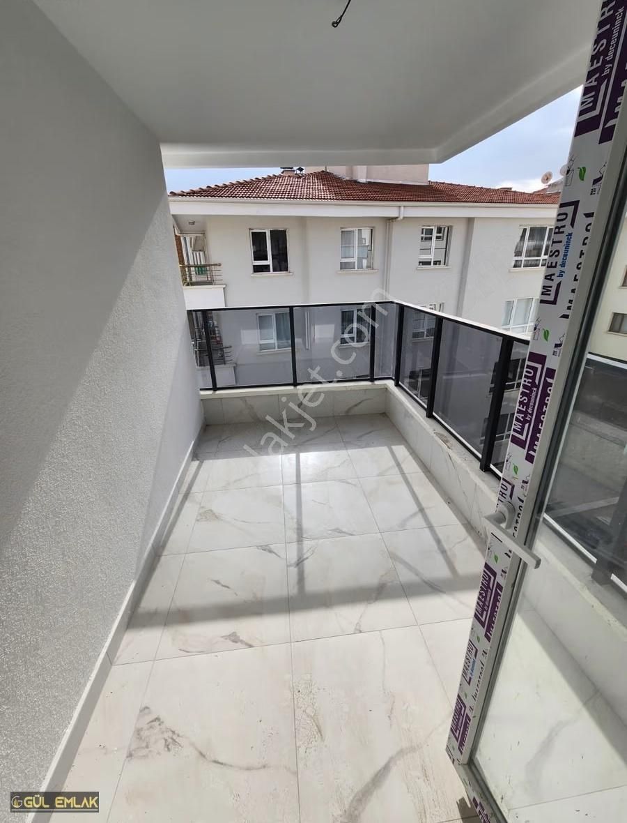 Karapürçek Merkez Konum 3kat 0 3+1 Yapılı 130 Mt - Görsel 27