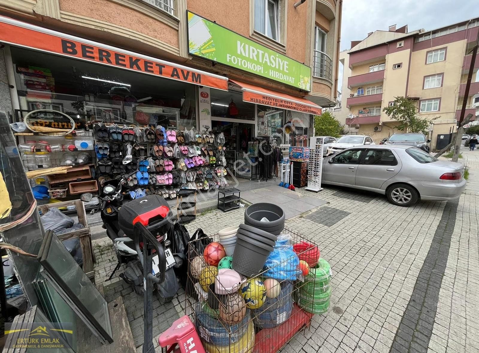 Ertürk Emlak'tan Mandıra Camii Yanında Avm ( Ucuzluk Pazarı ) - Görsel 11