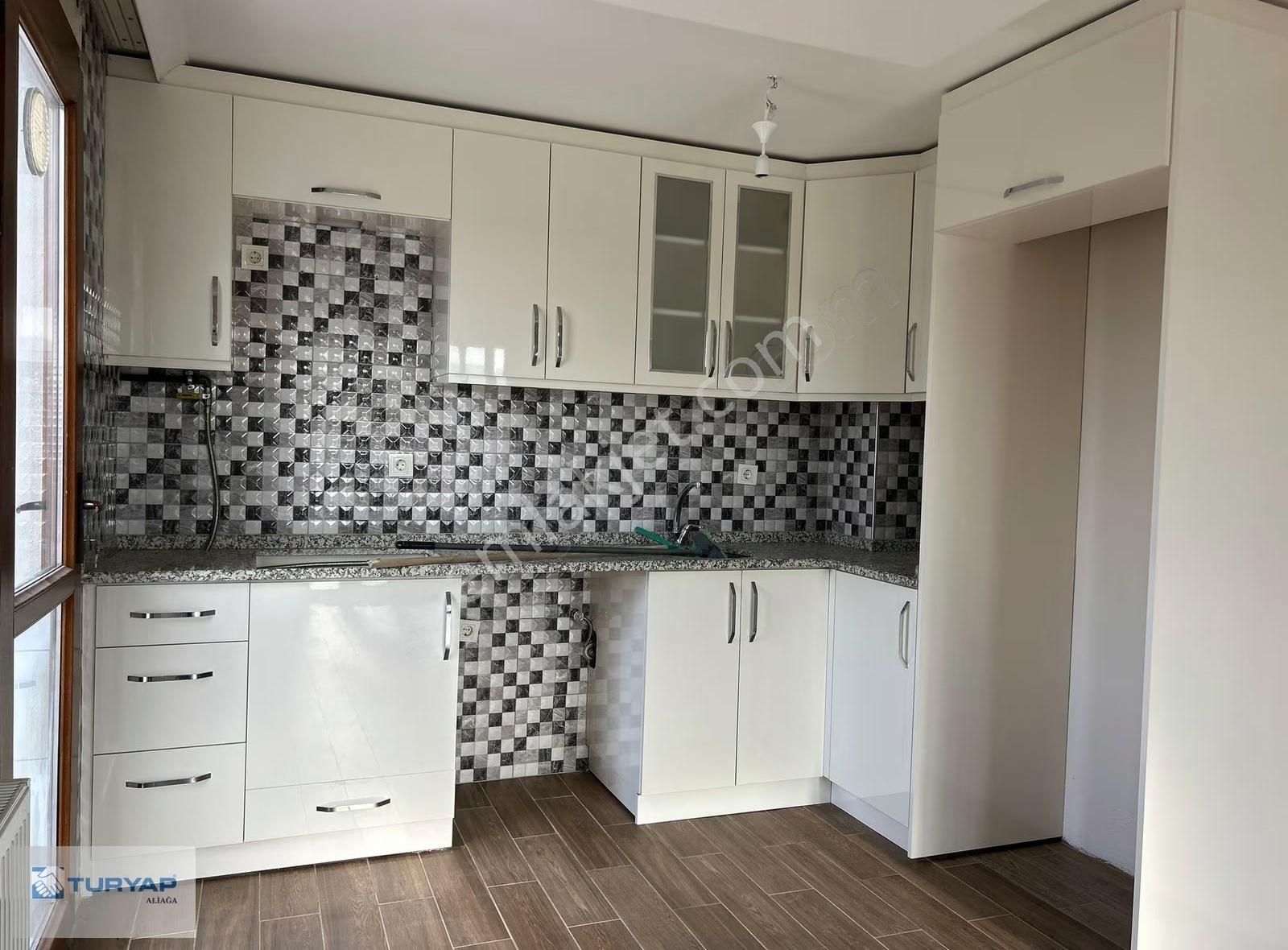 Yenişakran Sayfiye Mah.bahçeli Kiralık 4+2 Triplex - Görsel 19