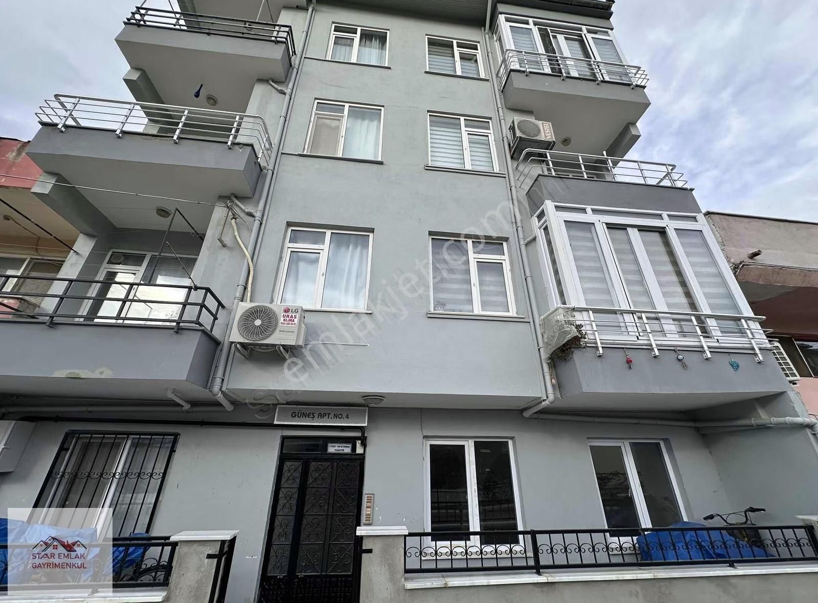 Kumbağ Pazar Sokağında Satılık 2+1 Fırsat Daire