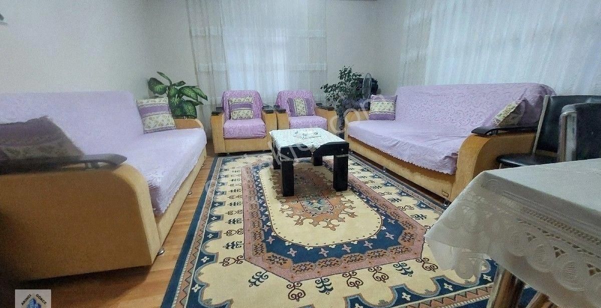 Eti Elvan Mah. 3+1 Ara Katta Geniş Daire - Görsel 5