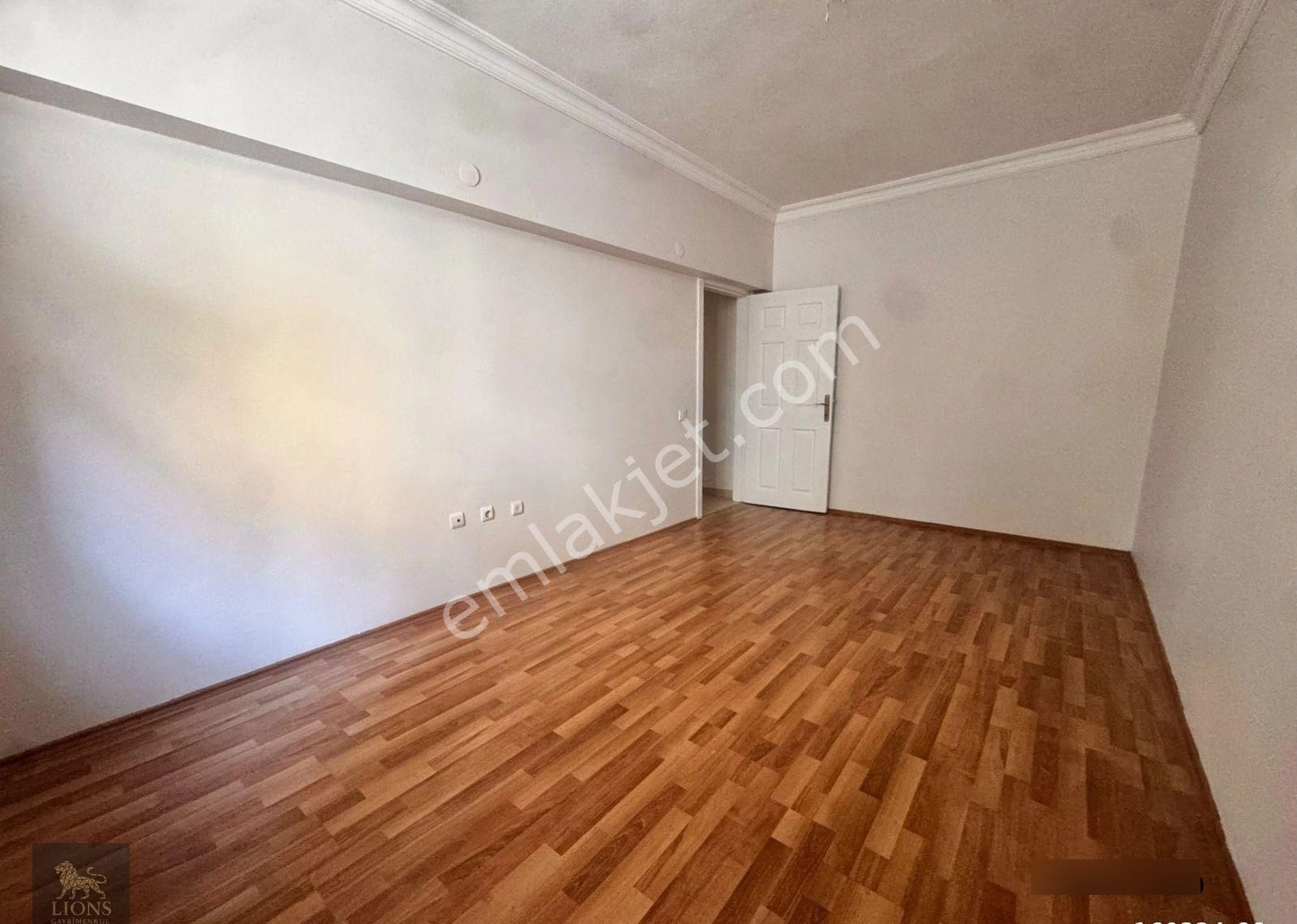 Kuşcağızda Cadde Paraleli Yapılı Daire - Görsel 2