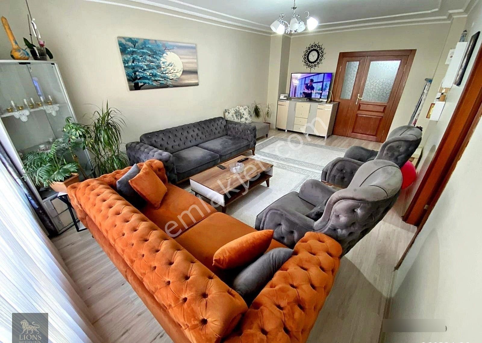 Çarşamba Pazarı'nın İçinde 4+1 İçi Yapılı Manzaralı 210m2 Fırsat !!!