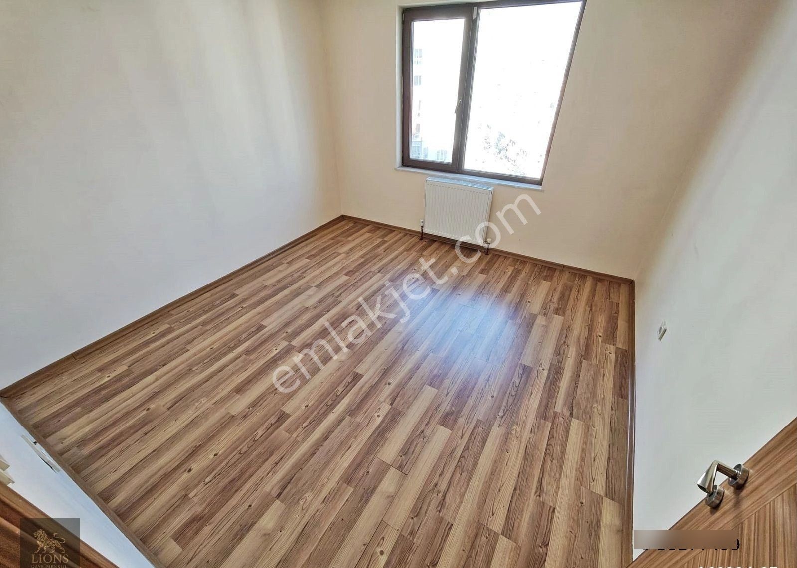 Pamuklar'da Site İçerisin'de 4+1 Full Yapılı Manzaralı Kiralık !!! - Görsel 18