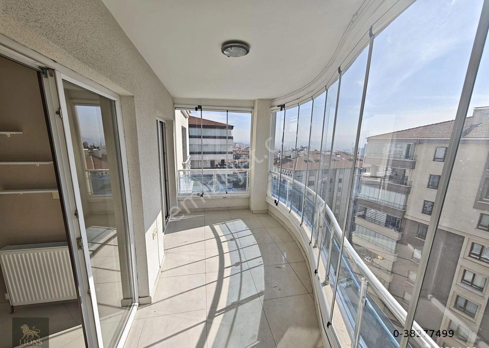 Pamuklar'da Site İçerisin'de 4+1 Full Yapılı Manzaralı Kiralık !!! - Görsel 9