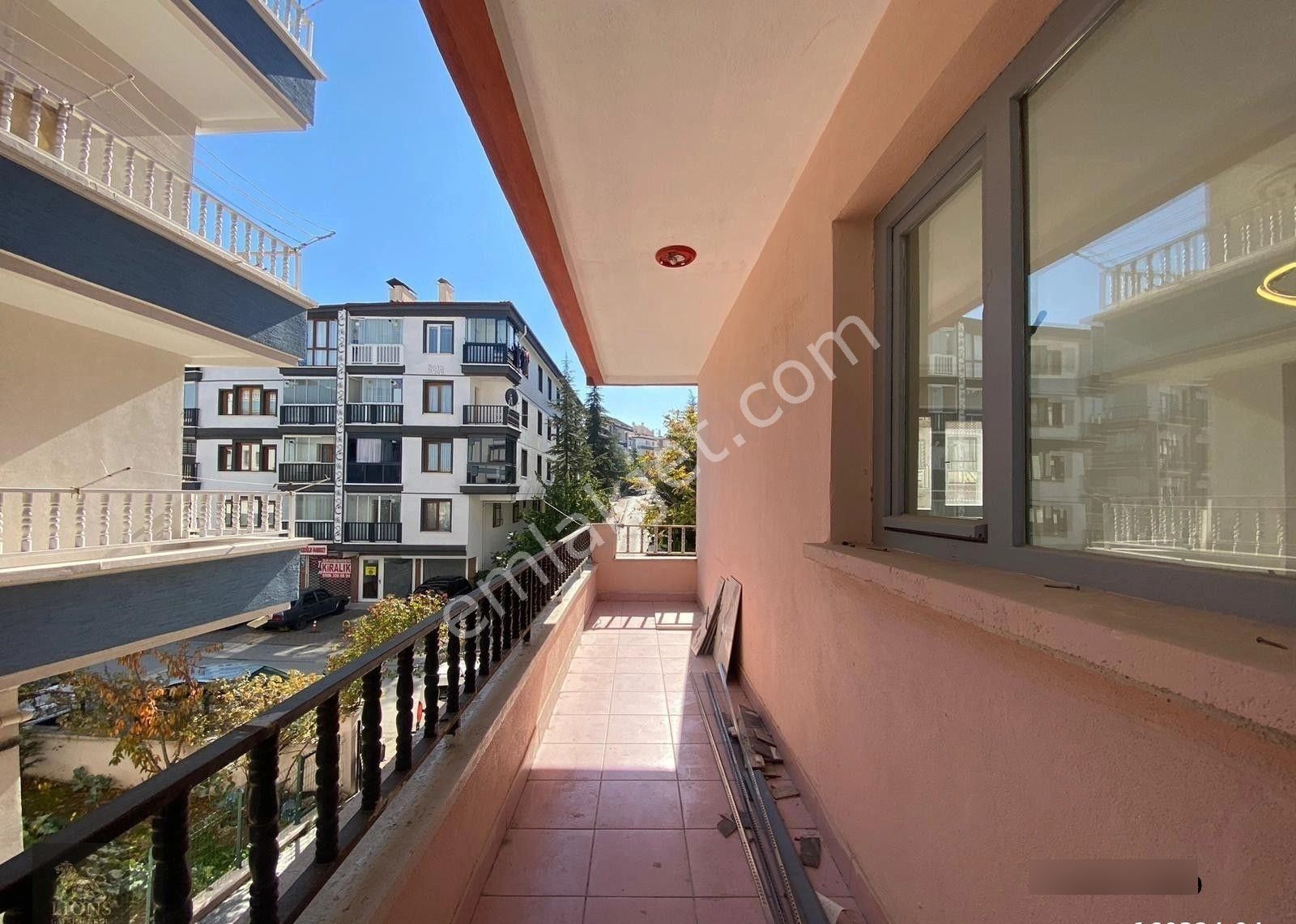 Esertepe Merkez'de Sağlık Ocağı Yakını 3+1 Bağımsız 1.kat Full Yapılı Krediye Uygun Fırsat Dairesi!! - Görsel 2