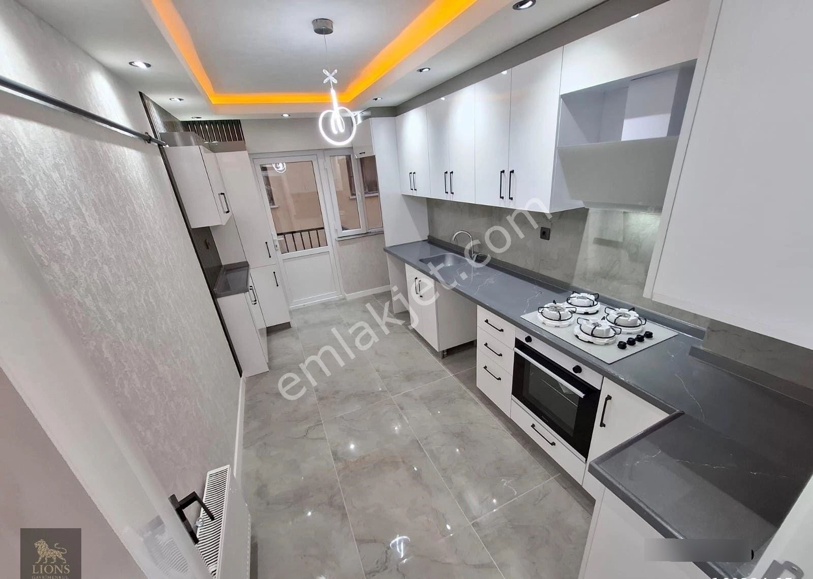 Esertepe Merkez'de Cadde Yakını Mega Lüx Yapılı 3+1 Bağımsız Ovacık Manzaralı Fırsat Dairesi !!!