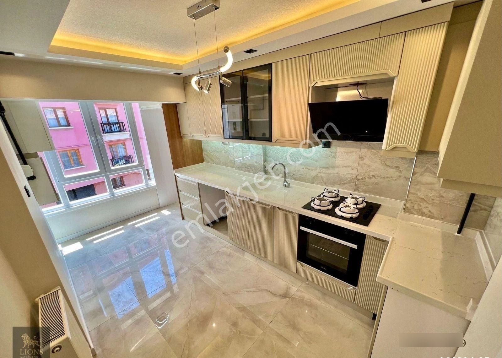 Çambaşı Caddesin'de 3+1 Bağımsız Megalüks Yapılı Asansörlü Montalamalı - Görsel 27