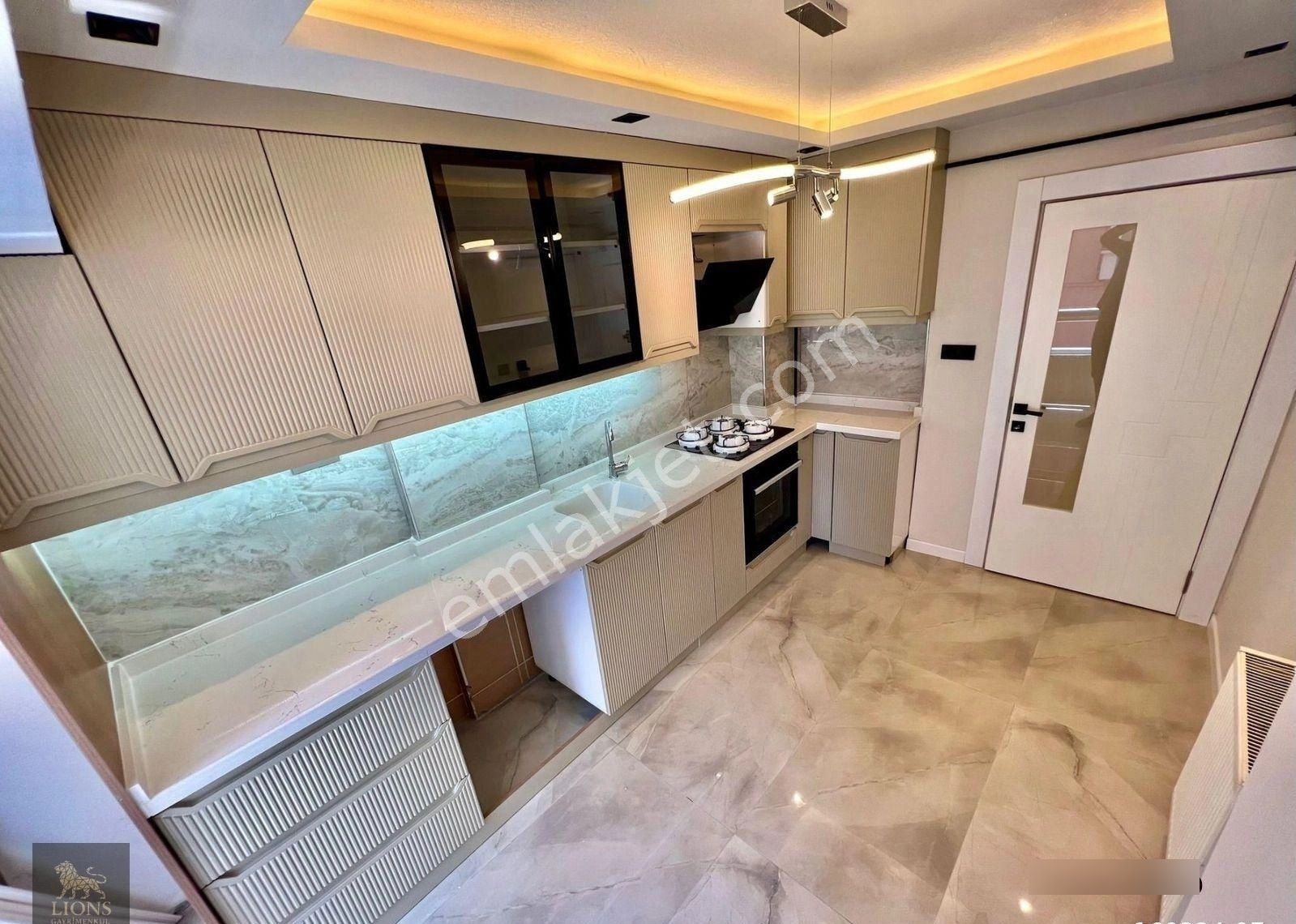 Çambaşı Caddesin'de 3+1 Bağımsız Megalüks Yapılı Asansörlü Montalamalı - Görsel 21