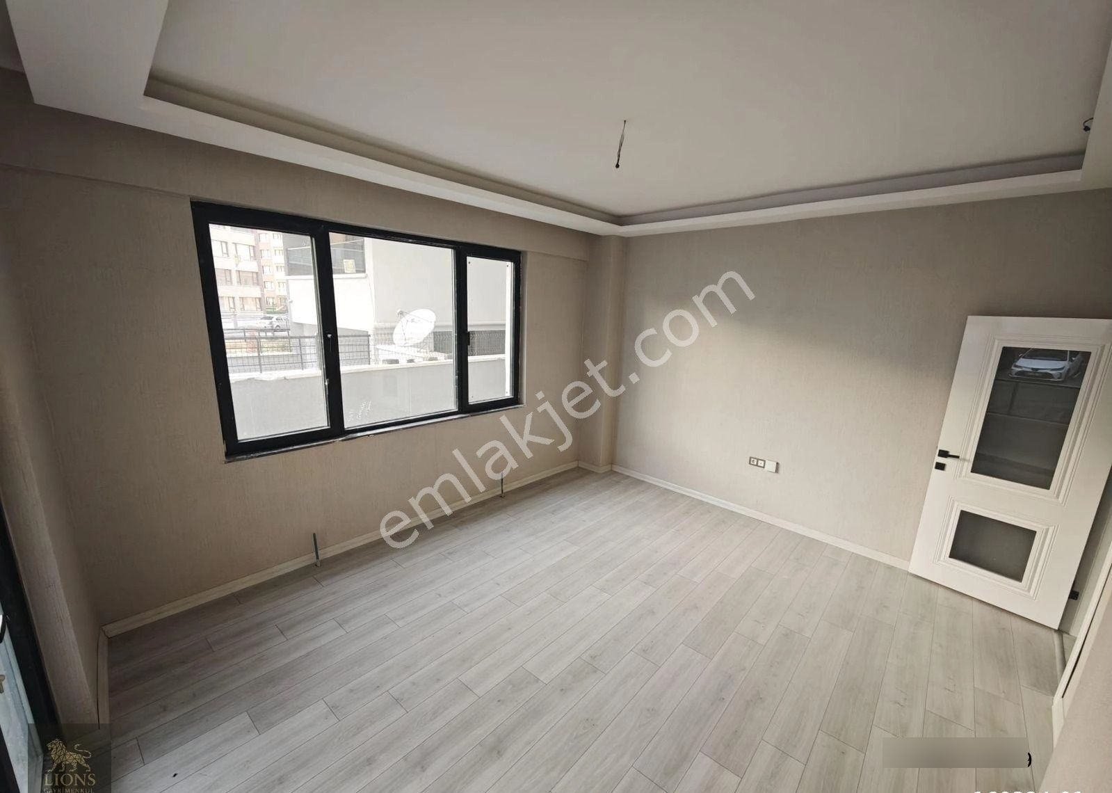 Sancaktepe'de 3+1 - Sıfır Bina - Ful Yapılı - Asansör - Ön Cephe - Görsel 15