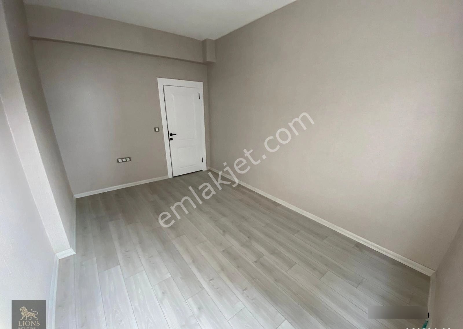 Sancaktepe'de 3+1 - Sıfır Bina - Ful Yapılı - Asansör - Ön Cephe - Görsel 19