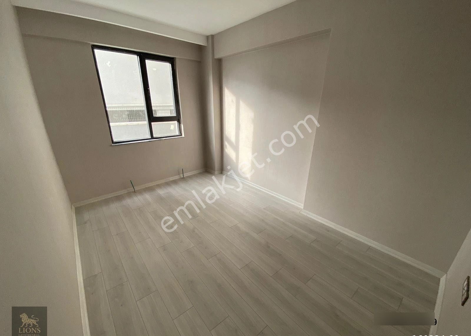 Sancaktepe'de 3+1 - Sıfır Bina - Ful Yapılı - Asansör - Ön Cephe - Görsel 28