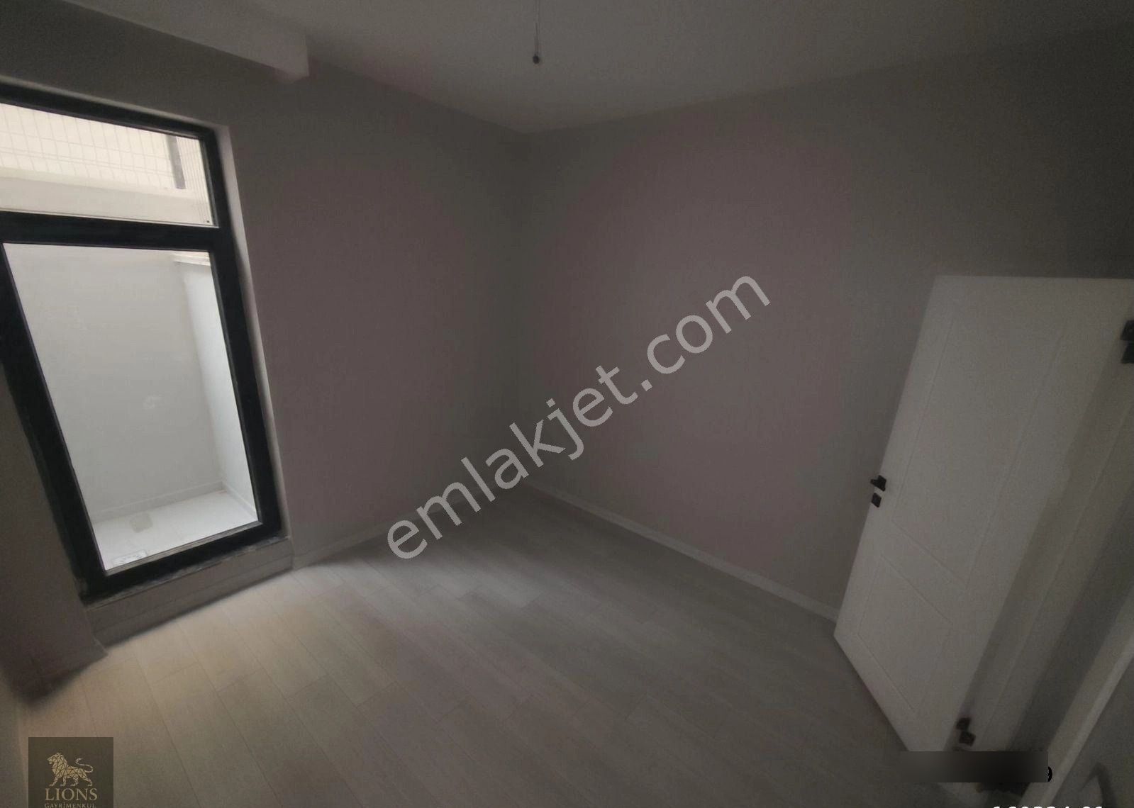 Sancaktepe'de 3+1 - Sıfır Bina - Ful Yapılı - Asansör - Ön Cephe - Görsel 16