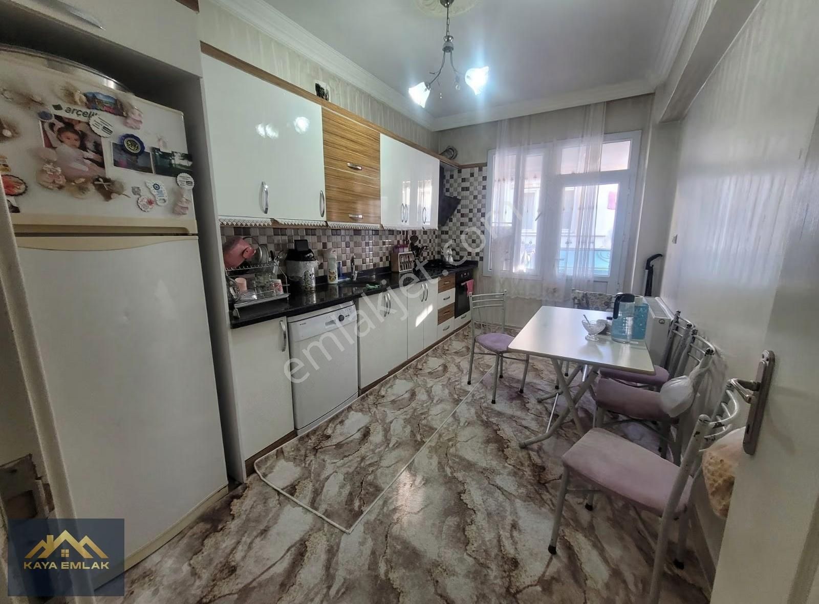 Çağdaşta Merkezi Konumda B3 Krediye Uygun 2+1 Daire - Görsel 2