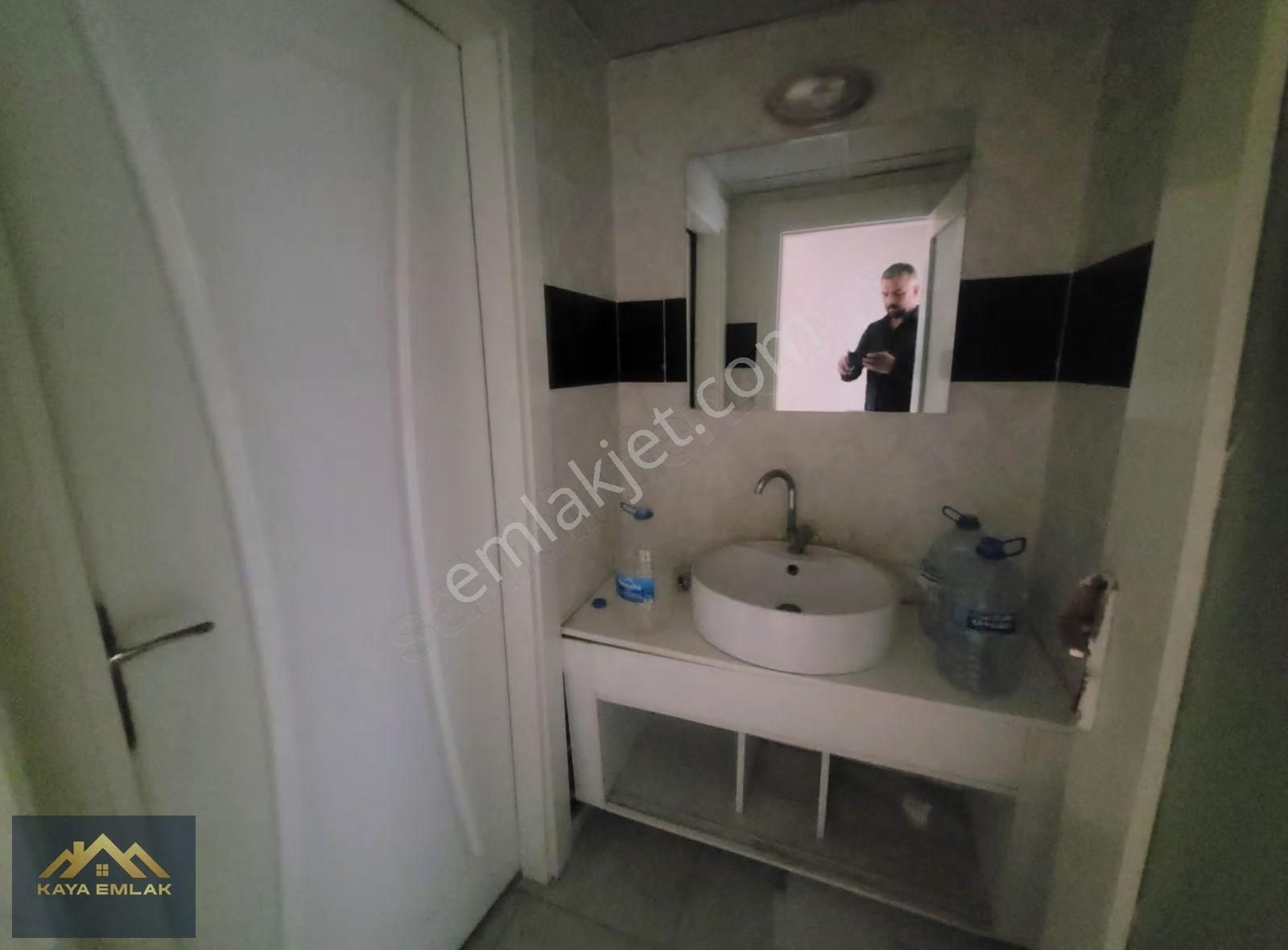 Karataş Merkezde Tranvay Caddesi Üzerinde Ara Kat 3+1 Daire - Görsel 20