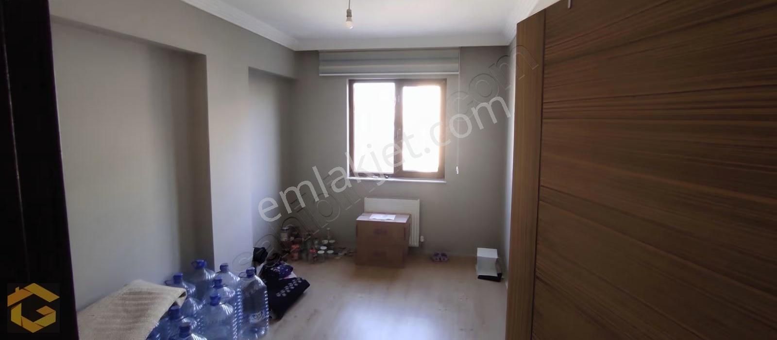 Gülpınar Cadde Üzeri Kiralık 3+1 Merkezi Isıtma - Görsel 4