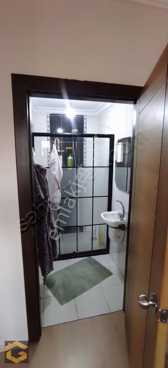 Gülpınar Cadde Üzeri Kiralık 3+1 Merkezi Isıtma - Görsel 8