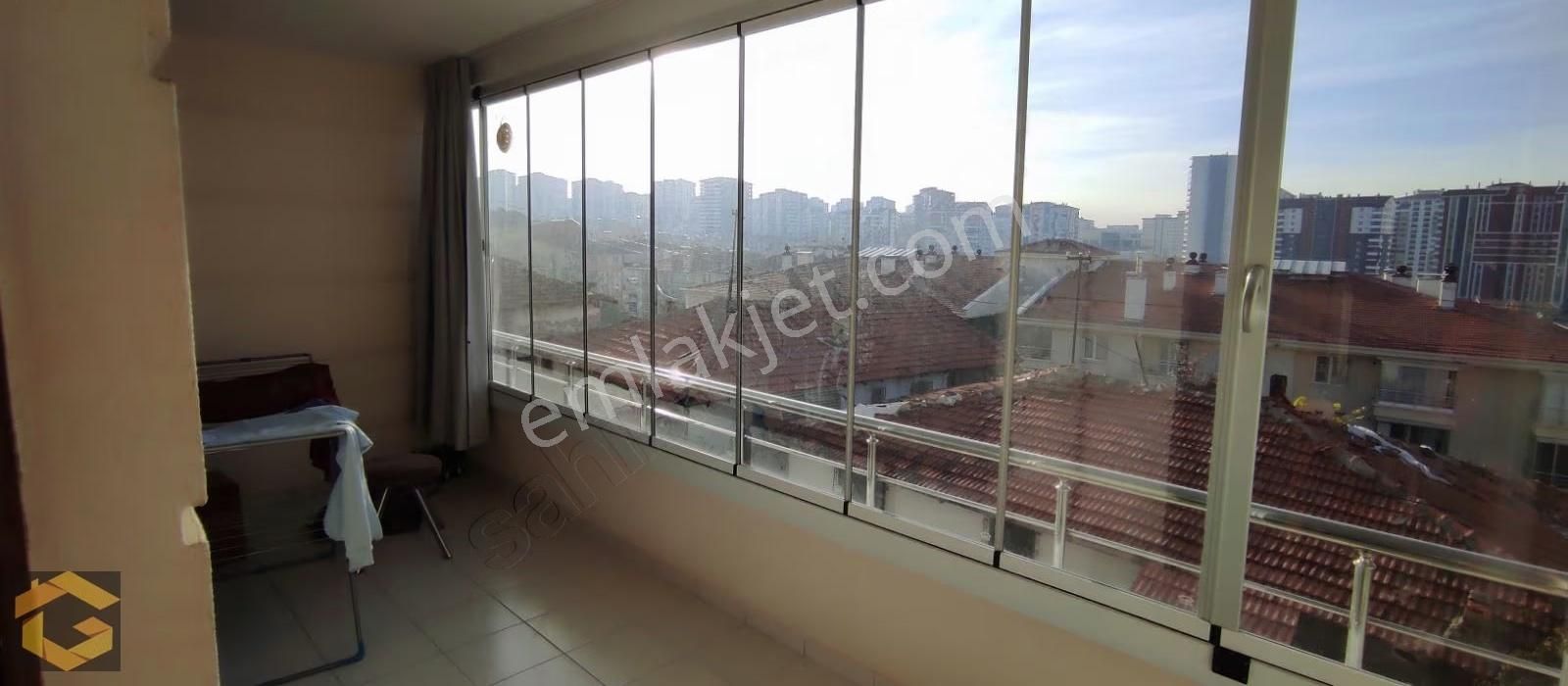 Gülpınar Cadde Üzeri Kiralık 3+1 Merkezi Isıtma - Görsel 11