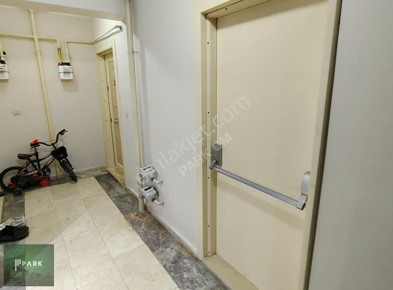 Park Gayrimenkul'den Ömerağada Cadde Üzeri Kiralık 105 M2 2+1 - Görsel 3