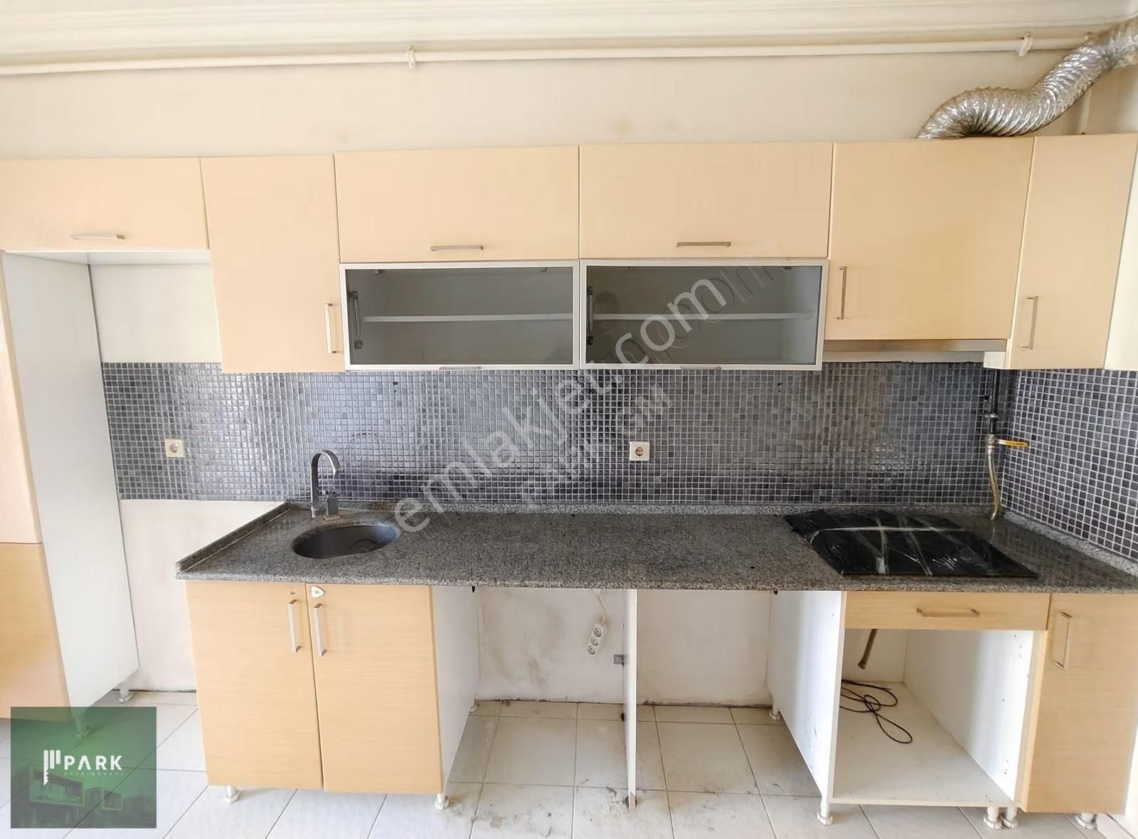 Park Gayrimenkul'den Ömerağada Cadde Üzeri Kiralık 105 M2 2+1 - Görsel 4