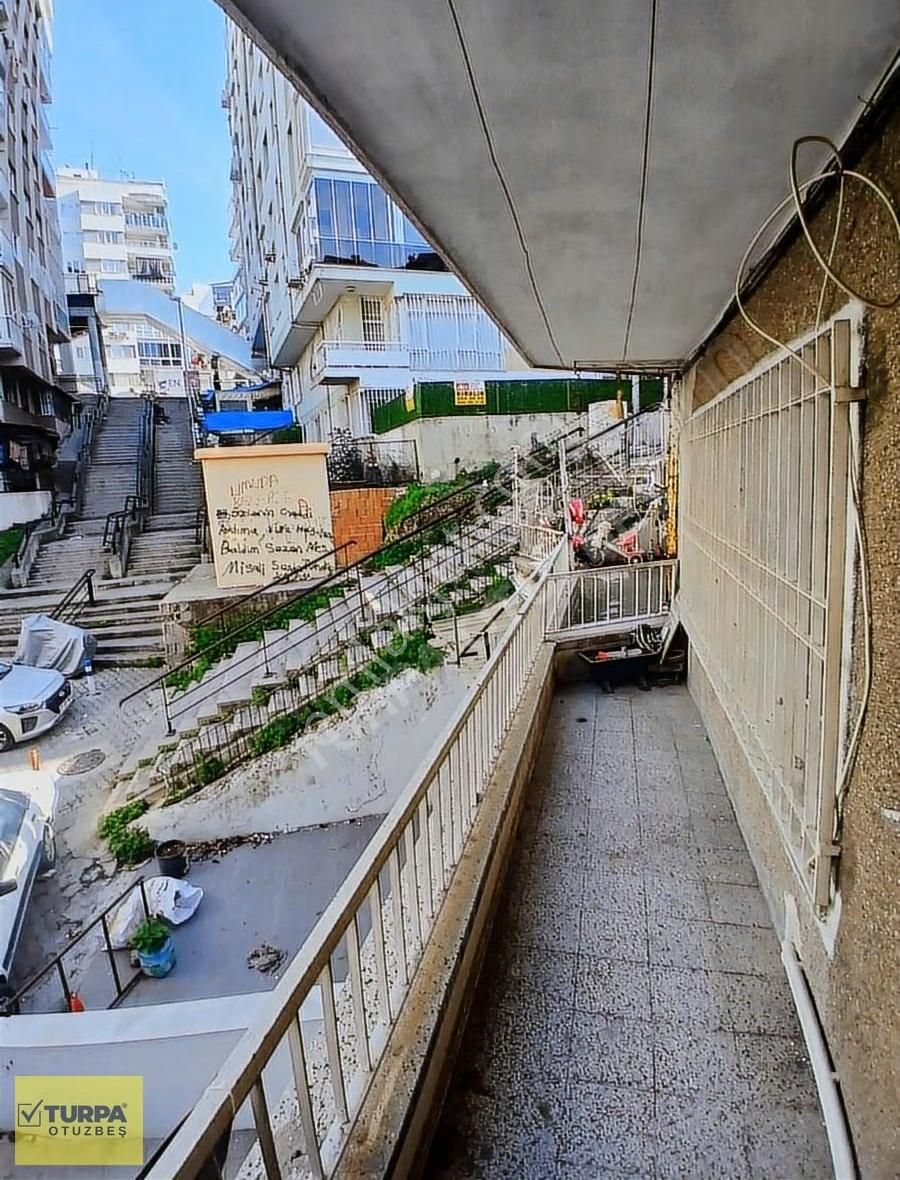 Turpa Otuzbeş'ten 3+1 Köşe Konumda Daire - Görsel 13