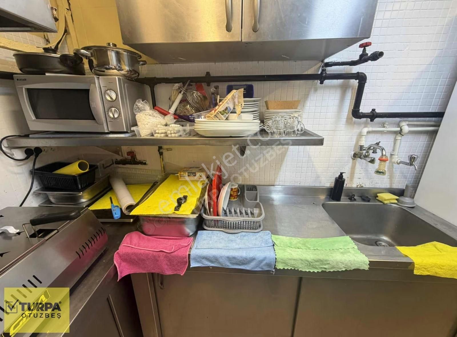 Turpa Otuzbeş'ten Hatay Sevgiyolu Kurulu Düzen Büfe-cafe