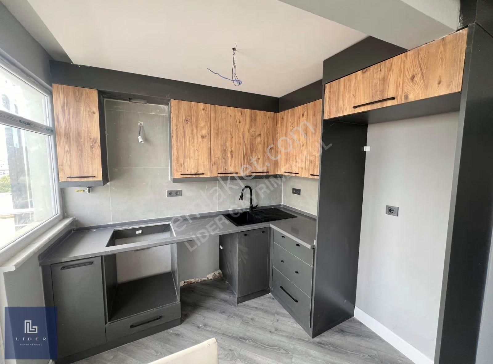 Lider Gayrimenkul'den Bahçelievler Mh.2+1 İçi Sıfır Yapılı Daire