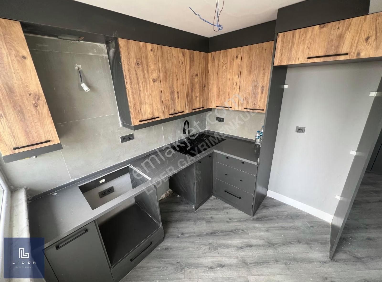 Lider Gayrimenkul'den Bahçelievler Mh.2+1 İçi Sıfır Yapılı Daire - Görsel 8