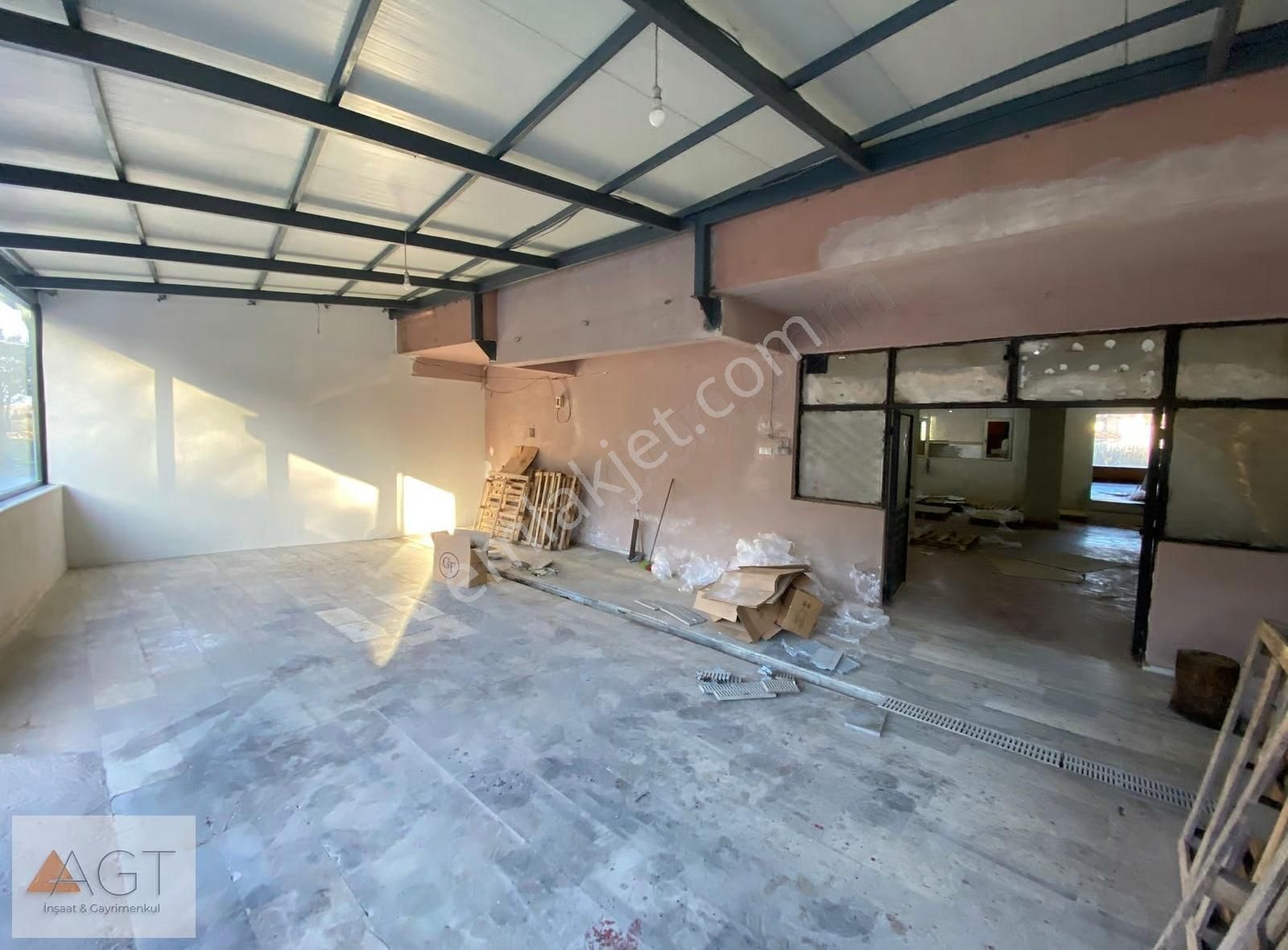 Agt'den Beykoz Zerzevatçı Mah. 260m2 Cadde Üzeri Kiralık Dükkan - Görsel 2