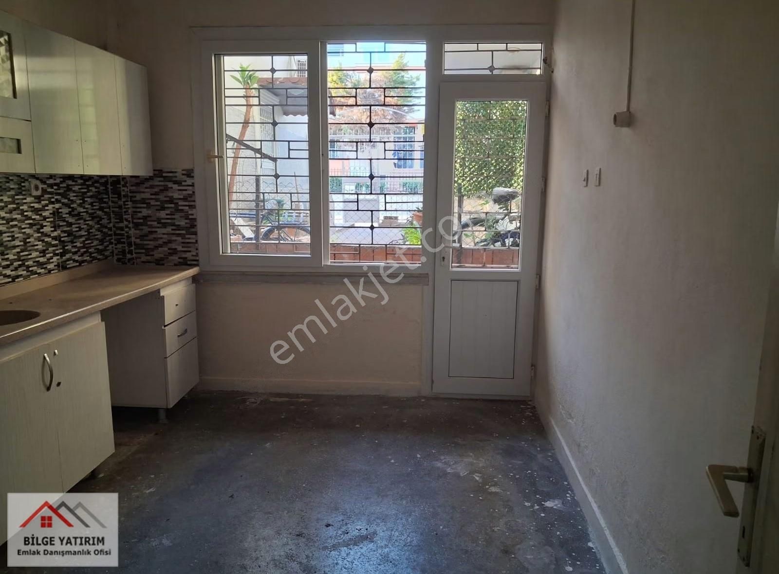 Mersin-toroslar-osmaniye Mh. 81061 Sokak Ta Kiralık 3+1 Ev - Görsel 5