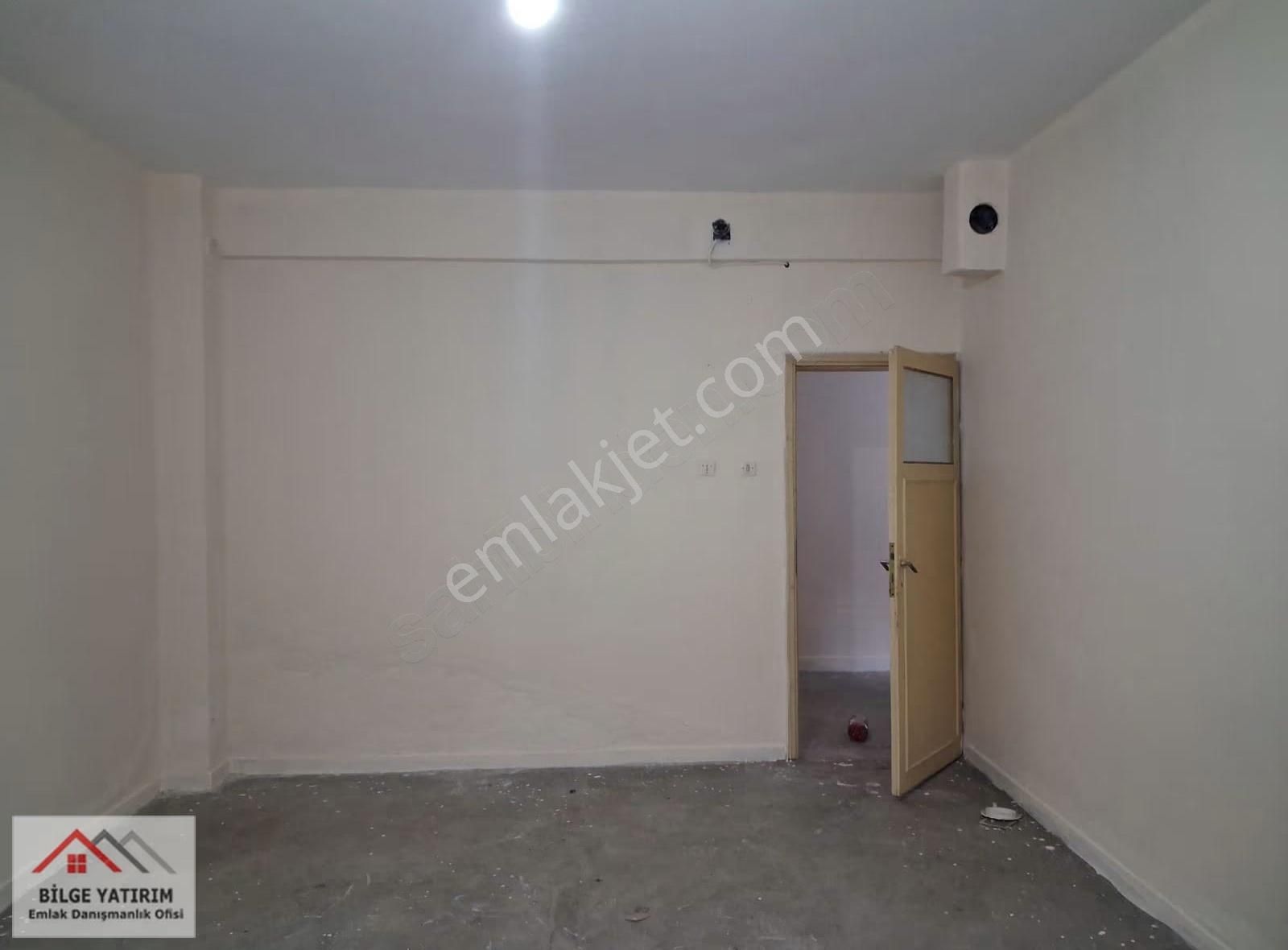 Mersin-toroslar-osmaniye Mh. 81061 Sokak Ta Kiralık 3+1 Ev - Görsel 3